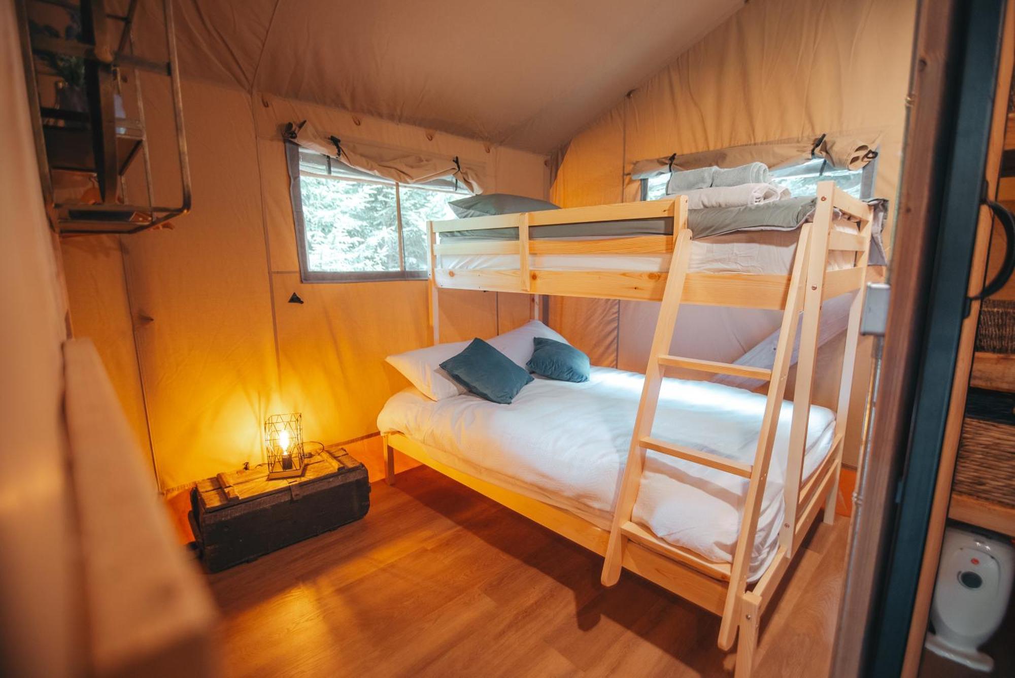 Cosy Forest Lodge Penrhos  Extérieur photo