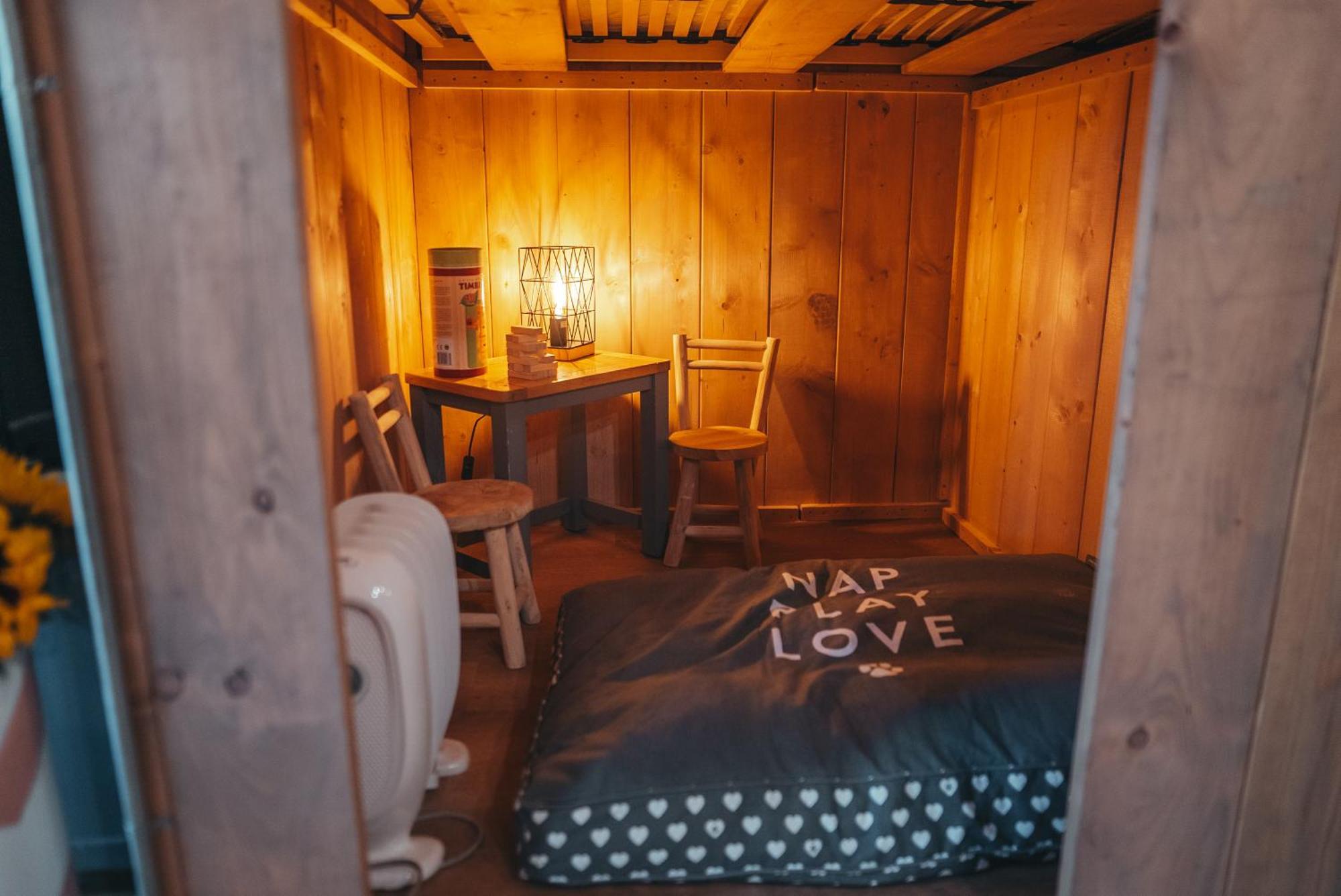 Cosy Forest Lodge Penrhos  Extérieur photo