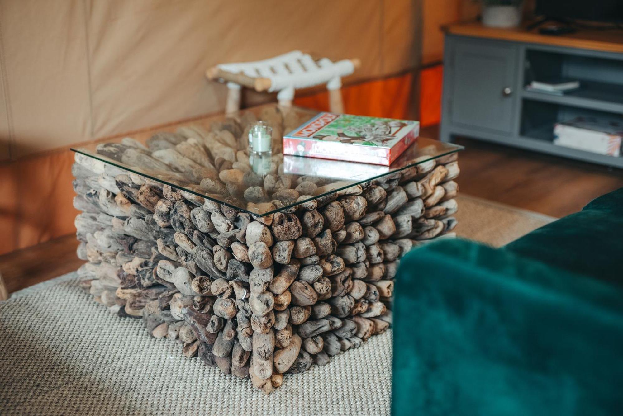 Cosy Forest Lodge Penrhos  Extérieur photo