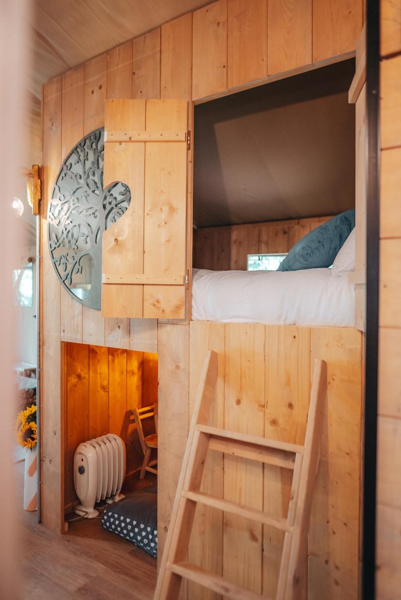 Cosy Forest Lodge Penrhos  Extérieur photo